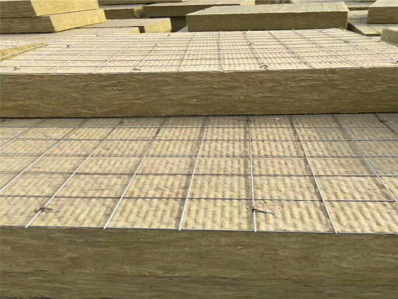 巖棉復(fù)合板